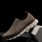 Męskie buty wsuwane z siatki